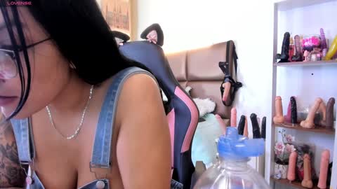 Janette online show from January 30, 2025, 9:36 am