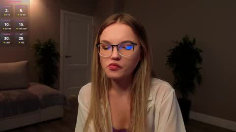 Hi Im Alice and here youll find something online show from January 7, 2026, 6:05 am