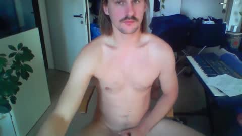 jankujan online show from November 1, 2025, 9:33 am