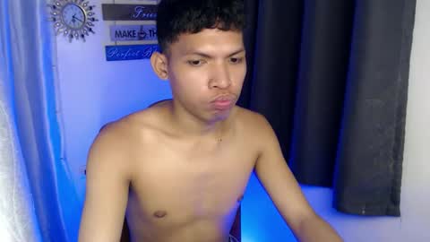 janlloyd04 online show from October 29, 2025, 8:16 am