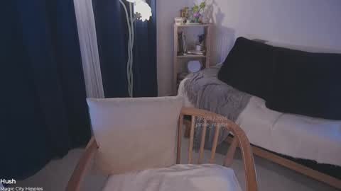   jmaybe e online show from March 26, 2026, 1:49 pm