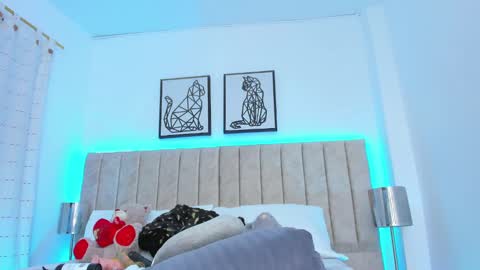 Jane online show from January 8, 2025, 8:49 am