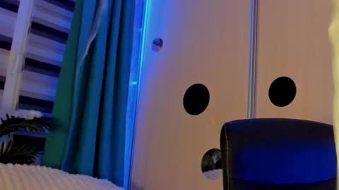 JansyLines online show from November 8, 2025, 3:45 pm