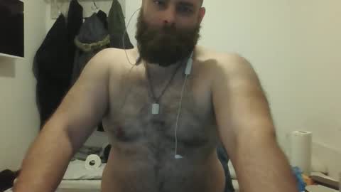 Snapshot of januszcygan chatting on December 21, 2025, 1:46 am januszcygan online show from December 21, 2025, 1:46 am