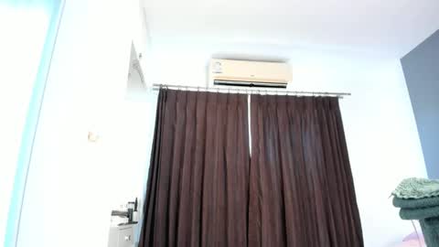 Amelle online show from March 10, 2025, 5:33 am