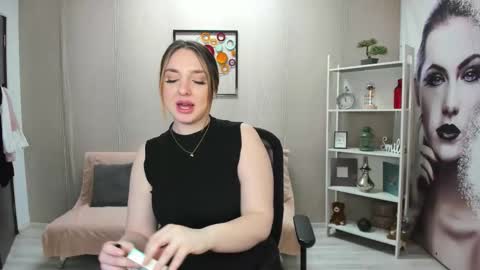 JaquelinLaurent online show from March 3, 2026, 9:53 pm