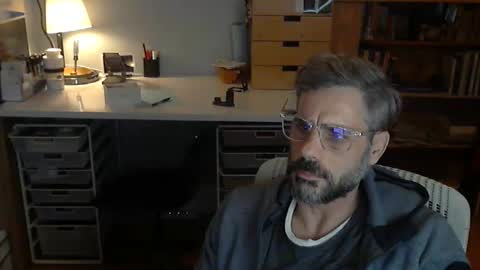 jareth_returns online show from January 22, 2025, 2:26 am