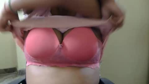 Snapshot of jasmeen_love143 chatting on May 27, 2026, 8:28 pm jasmeen online show from May 27, 2026, 8:28 pm