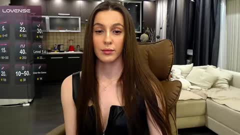 Snapshot of jasmine_doll_ chatting on June 6, 2026, 10:14 pm Jasmine online show from June 6, 2026, 10:14 pm