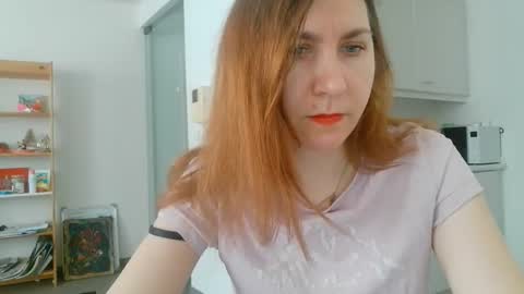 JasmineGlamour online show from April 23, 2026, 3:25 pm