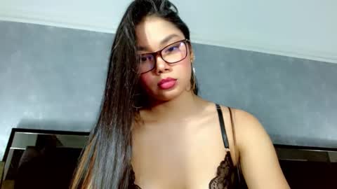 Jazmin online show from October 4, 2025, 11:58 pm