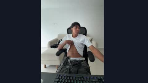 Snapshot of jason_haasland chatting on November 28, 2025, 7:05 pm jason_haasland online show from November 28, 2025, 7:05 pm