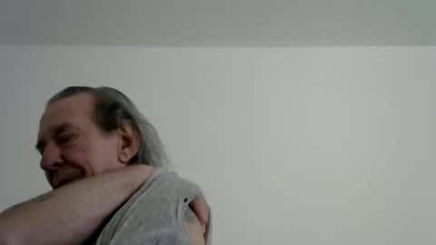 jaspal55 online show from April 22, 2026, 11:12 am