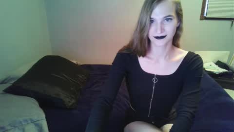 JasperArgyle online show from October 6, 2025, 10:40 pm