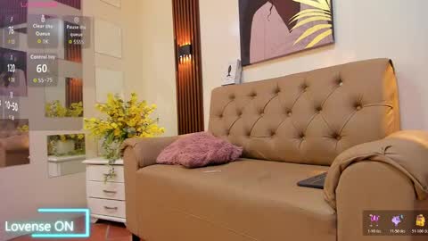 jasperjohnson online show from November 13, 2025, 5:17 am