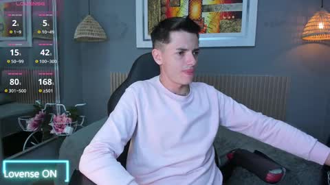 jasperjohnson online show from November 19, 2025, 3:06 am