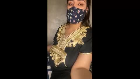 Jassmina  online show from October 8, 2025, 8:17 pm