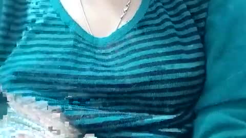 jasspreettt online show from November 28, 2025, 2:03 am