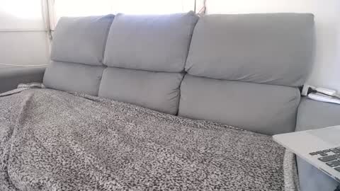 Javier  online show from January 12, 2025, 3:36 pm