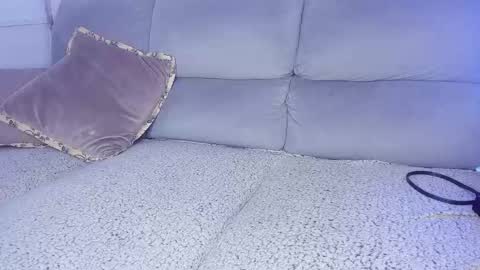 Javier  online show from February 15, 2026, 6:26 pm