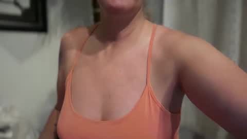 JAV online show from April 1, 2026, 9:10 am