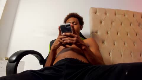 jax_maliq online show from October 29, 2025, 12:24 am