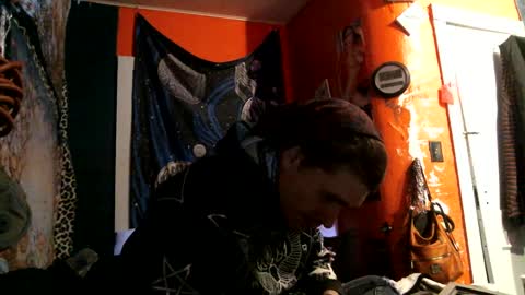 jaxxx666 online show from February 18, 2025, 6:48 am