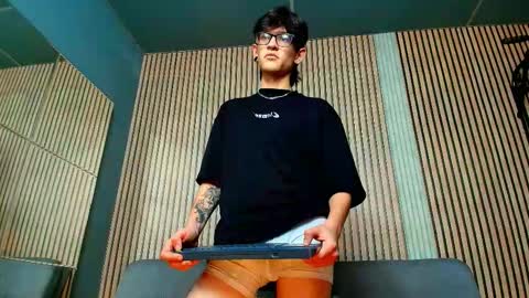 Jax Valentine online show from March 6, 2026, 11:01 pm