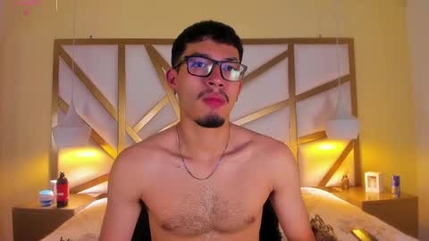 Snapshot of jaxon_carter chatting on June 3, 2026, 2:36 am jaxon_carter online show from June 3, 2026, 2:36 am