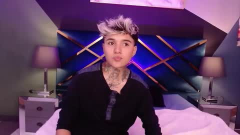 Snapshot of jaxwolf_ chatting on January 13, 2026, 3:34 am JAX online show from January 13, 2026, 3:34 am