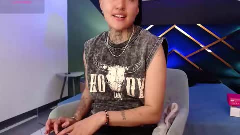 Snapshot of jaxwolf_ chatting on February 7, 2026, 3:32 am JAX online show from February 7, 2026, 3:32 am