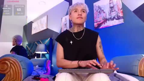 Snapshot of jaxwolf_ chatting on February 22, 2026, 3:40 am JAX online show from February 22, 2026, 3:40 am