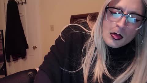 jay3517 online show from November 7, 2025, 6:35 am