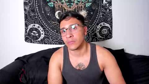 Jay marcos online show from October 13, 2025, 4:23 am