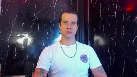 Snapshot of jayalvarrez_ chatting on July 22, 2026, 12:08 pm Jay Alvarrez online show from July 22, 2026, 12:08 pm