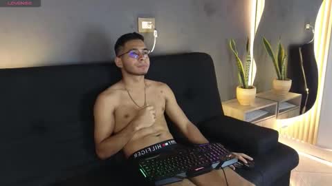 Jay online show from November 21, 2025, 11:31 am