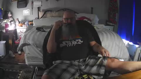 Grand Zaddy or Jay its casual online show from April 3, 2026, 9:35 pm