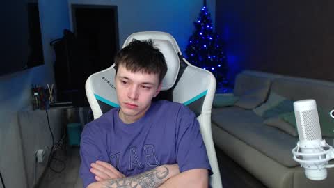 Snapshot of jayce_icestone chatting on December 23, 2024, 5:39 am Jayce online show from December 23, 2024, 5:39 am