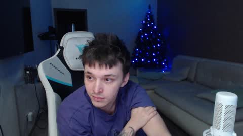 Snapshot of jayce_icestone chatting on January 5, 2025, 8:00 am Jayce online show from January 5, 2025, 8:00 am