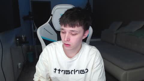 Snapshot of jayce_icestone chatting on January 12, 2025, 11:26 pm Jayce online show from January 12, 2025, 11:26 pm