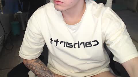 Snapshot of jayce_icestone chatting on February 2, 2025, 3:10 am Jayce online show from February 2, 2025, 3:10 am