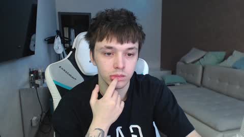 Snapshot of jayce_icestone chatting on February 7, 2025, 8:33 am Jayce online show from February 7, 2025, 8:33 am