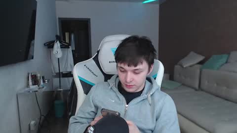 Snapshot of jayce_icestone chatting on February 16, 2025, 8:43 am Jayce online show from February 16, 2025, 8:43 am