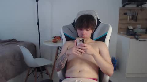 Snapshot of jayce_icestone chatting on September 9, 2025, 11:10 am Jayce online show from September 9, 2025, 11:10 am