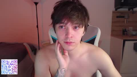 Snapshot of jayce_icestone chatting on October 1, 2025, 8:15 pm Jayce online show from October 1, 2025, 8:15 pm