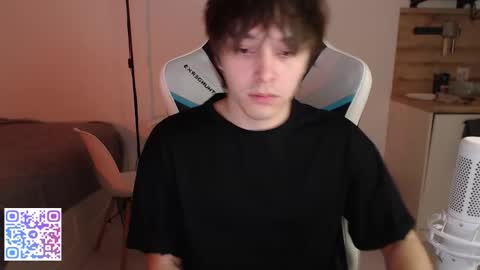 Snapshot of jayce_icestone chatting on October 5, 2025, 5:33 pm Jayce online show from October 5, 2025, 5:33 pm