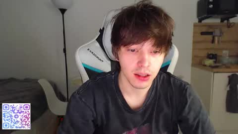 Snapshot of jayce_icestone chatting on October 14, 2025, 4:02 am Jayce online show from October 14, 2025, 4:02 am