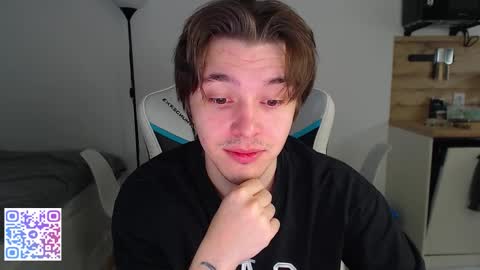 Snapshot of jayce_icestone chatting on October 19, 2025, 5:41 am Jayce online show from October 19, 2025, 5:41 am