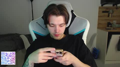 Snapshot of jayce_icestone chatting on October 20, 2025, 5:30 am Jayce online show from October 20, 2025, 5:30 am