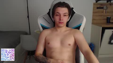 Snapshot of jayce_icestone chatting on October 25, 2025, 4:20 am Jayce online show from October 25, 2025, 4:20 am